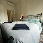 Casina Emma By Nicola Real Estate Lejlighed Viareggio
