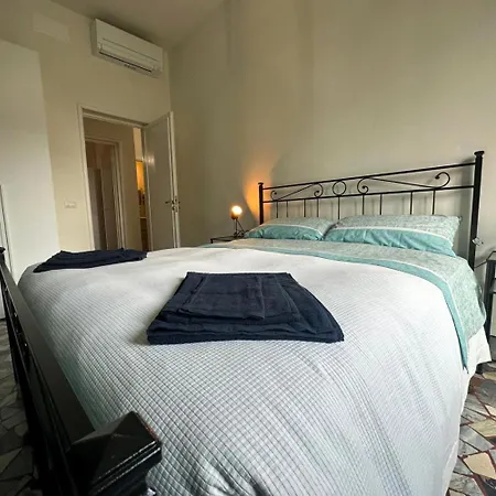 Casina Emma By Nicola Real Estate Appartement Viareggio